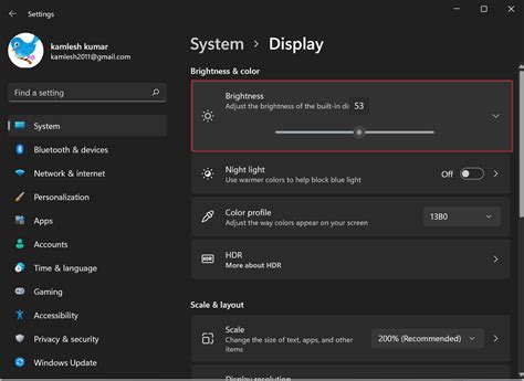 brightness display settings windows 11